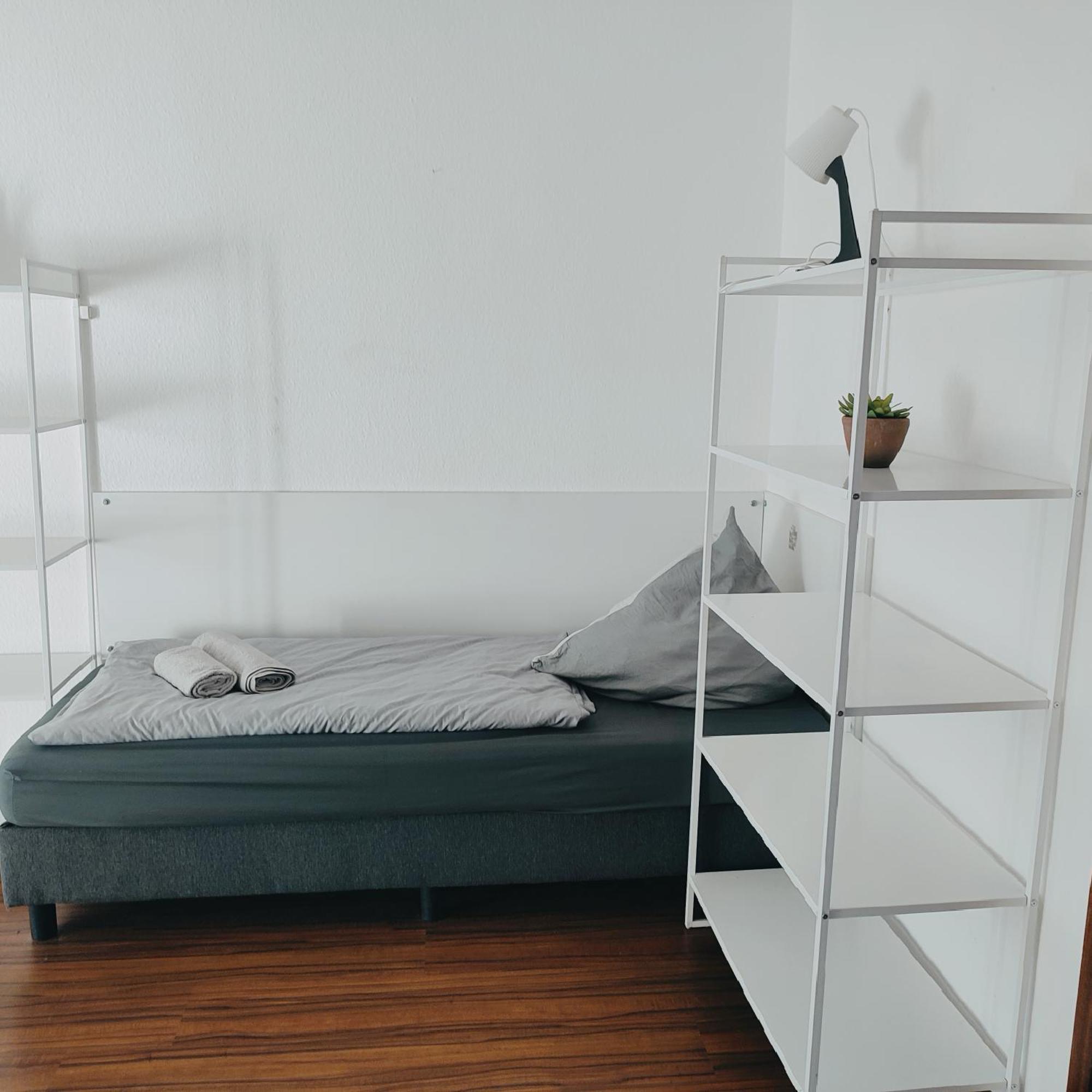 Ferienwohnung Monteurwohnung Messewohnung Duisburg Sued Grenze Duesseldorf 6 Personen Eksteriør bilde